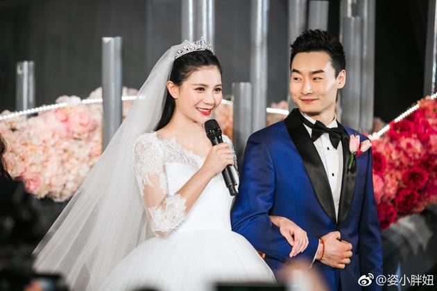 跳水美女何姿发文告别跳水 坦承已怀孕期待为人母
